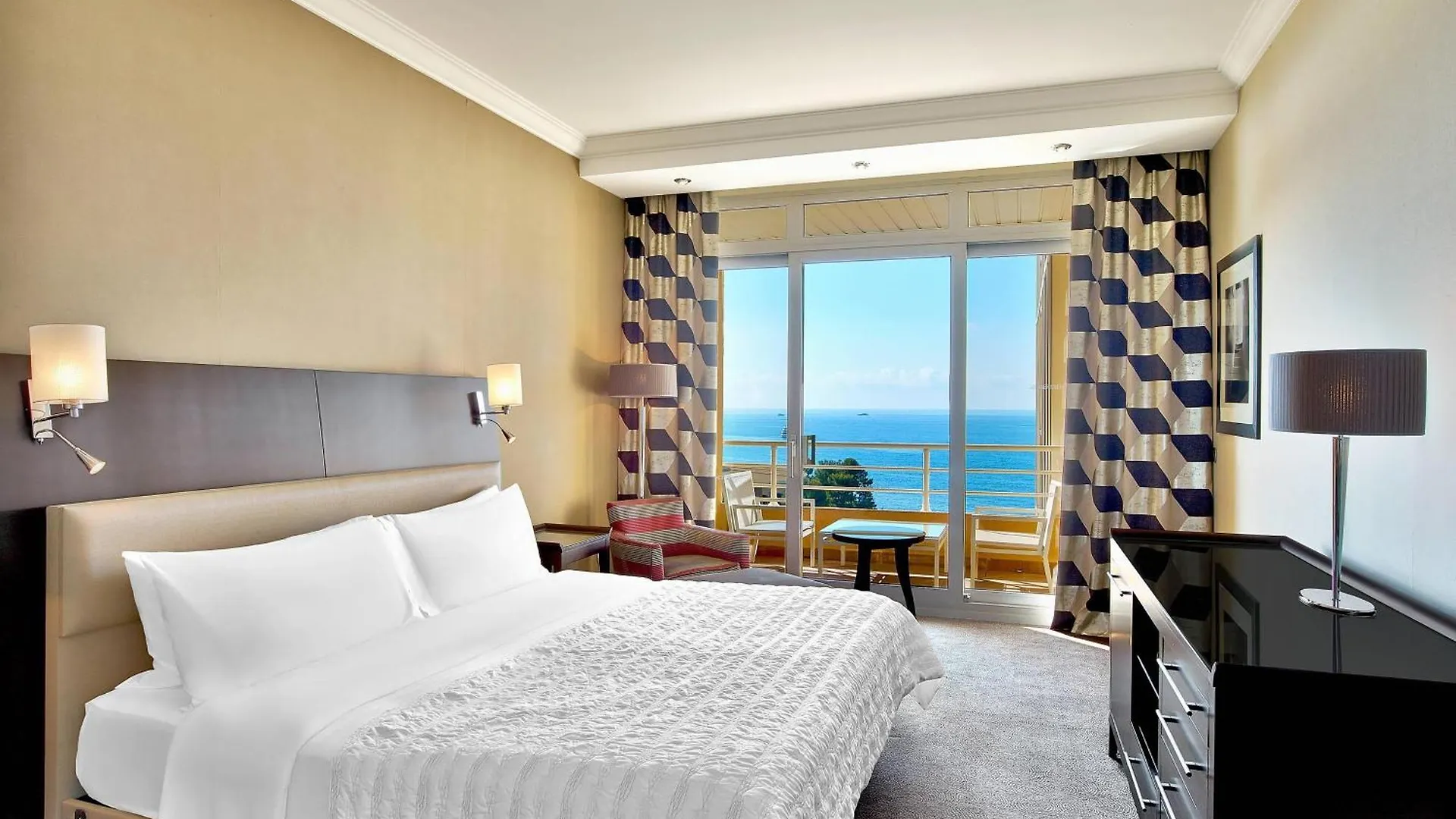 **** Hotel Le Meridien Beach Plaza Monte Carlo Monaco