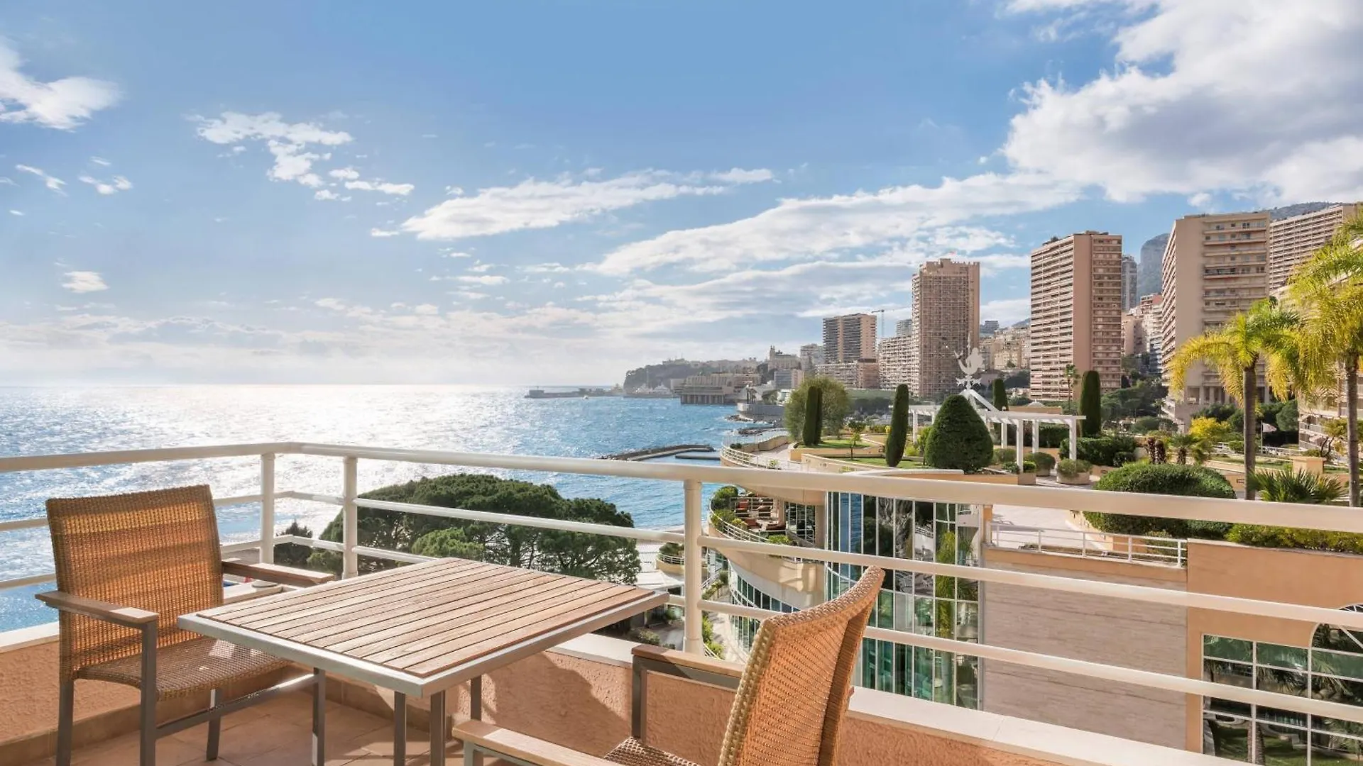 Le Meridien Beach Plaza Monte Carlo 4*,