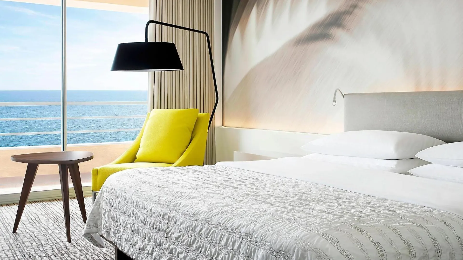 Le Meridien Beach Plaza Monte Carlo 4*,  Monaco