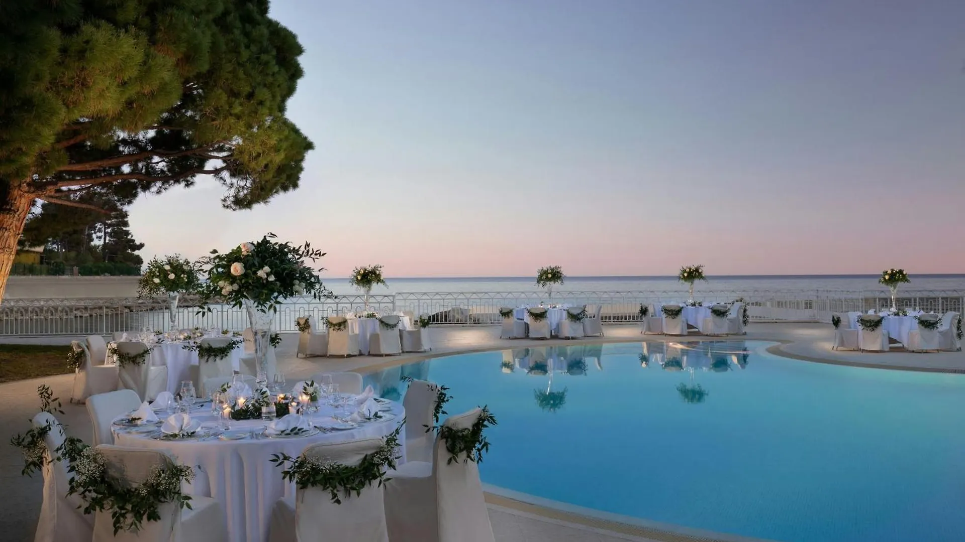 Le Meridien Beach Plaza Monte Carlo Hotel