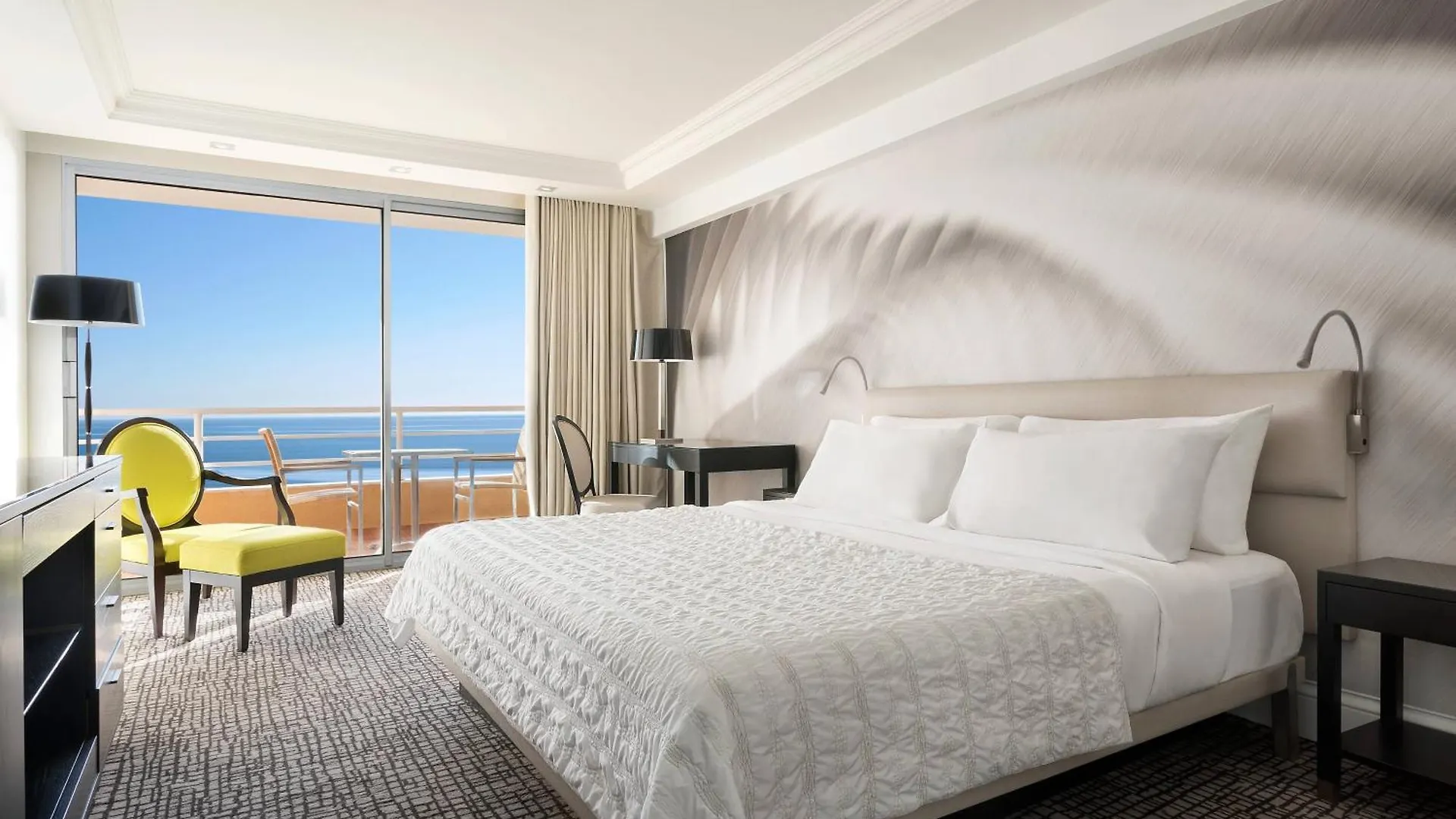 Le Meridien Beach Plaza Monte Carlo 4*,  Monaco