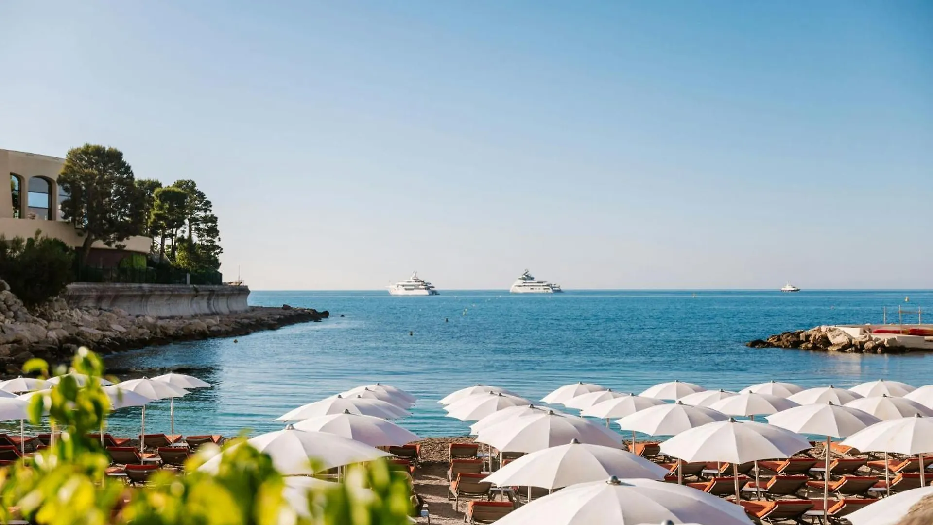 Отель Le Meridien Beach Plaza Монте-Карло