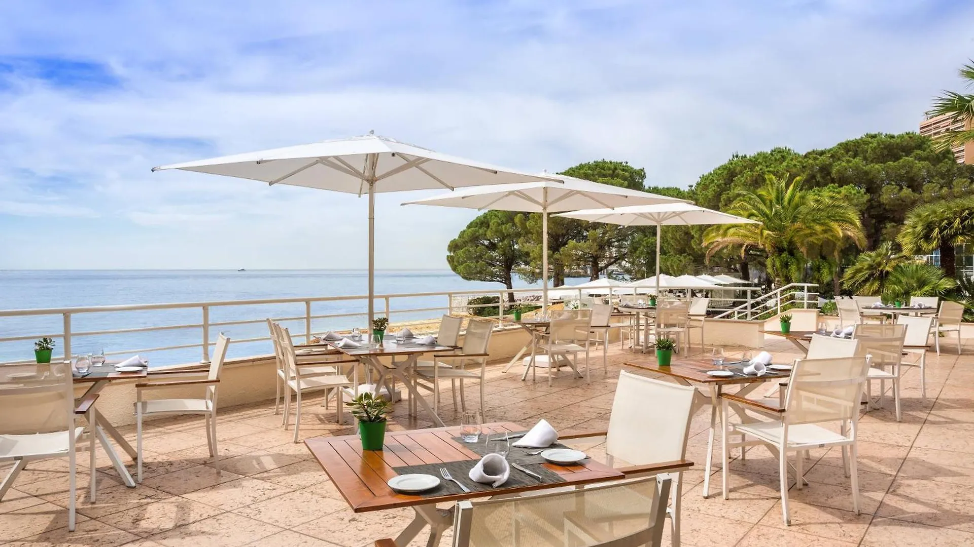 Le Meridien Beach Plaza Hotel Monte Carlo 4*,