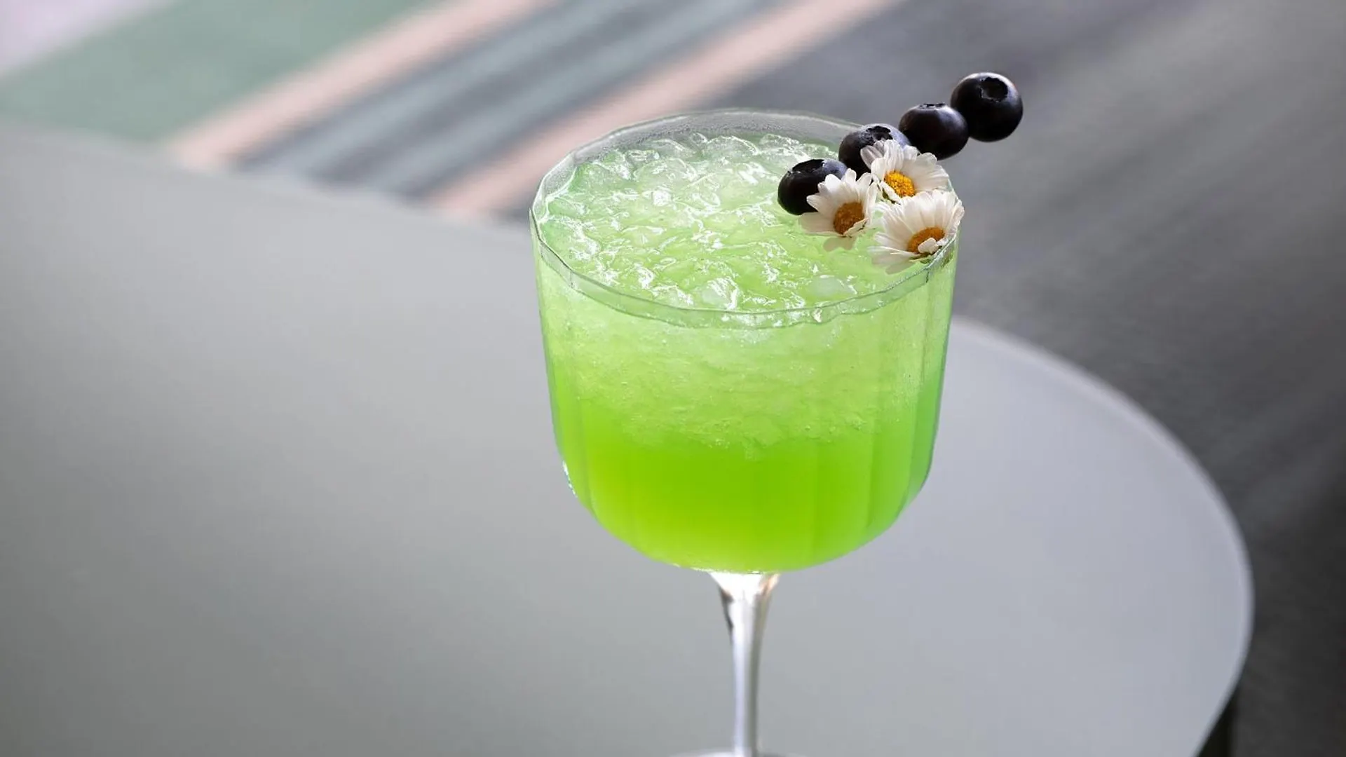 ホテル レ メリデエン ビーチ プラザ モンテ・カルロ